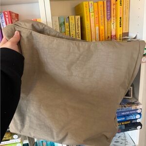 Baggu Large Shoulder Bag - Dove Colour